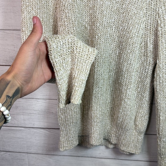 Women’s Free People Sweater - Picture 3 of 6